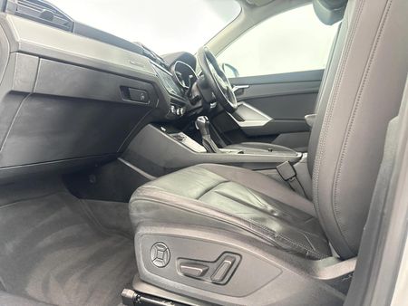 2019-Audi-Q3-14-TFSI-S-Line-35-TFSI_8