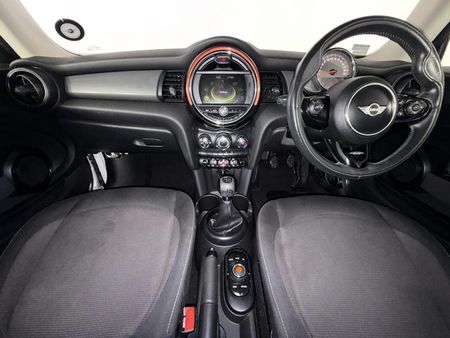 2016-MINI-Hatch-Cooper_1