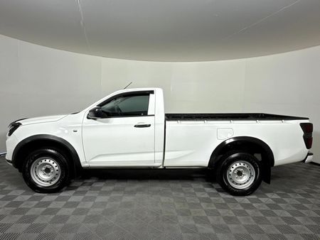 2023-Isuzu-D-Max-19-DDI-HR-L-Auto-Single-Cab_15
