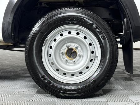 2023-Isuzu-D-Max-19-DDI-HR-L-Auto-Single-Cab_4