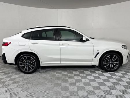 2021-BMW-X4-xDrive20d-M-Sport_16