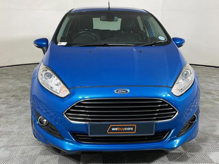 2015-Ford-Fiesta-10-EcoBoost-Titanium-5-dr_14