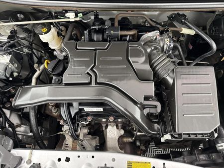 2021-Toyota-Agya-10-Auto_12