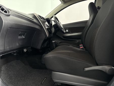 2021-Toyota-Agya-10-Auto_8