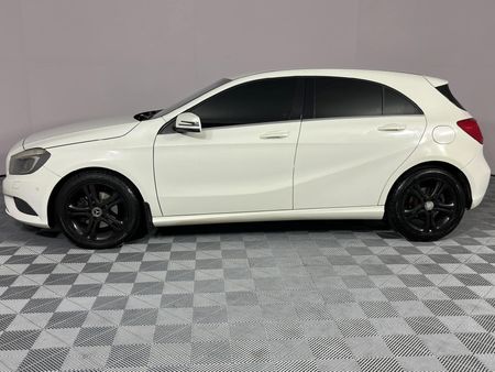 2013-Mercedes-Benz-A-Class-A-180-BE-Auto_19