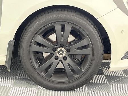 2013-Mercedes-Benz-A-Class-A-180-BE-Auto_5