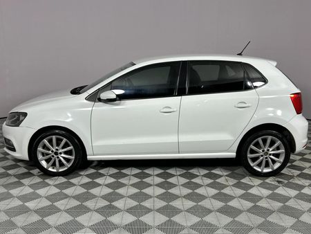 2016-Volkswagen-Polo-12-TSI-Highline-Auto-81kW_18