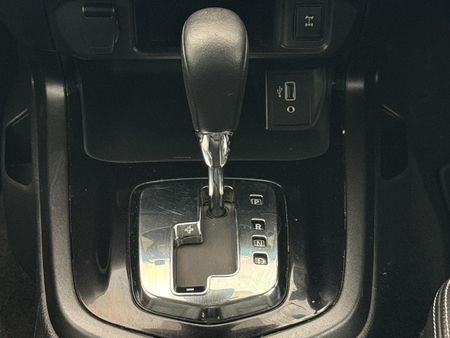 2024-Nissan-Navara-25-DDTi-PRO-2X-Auto-Double-Cab_10