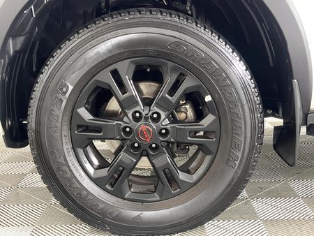 2025-Nissan-Navara-25-DDTi-PRO-2X-Auto-Double-Cab_4