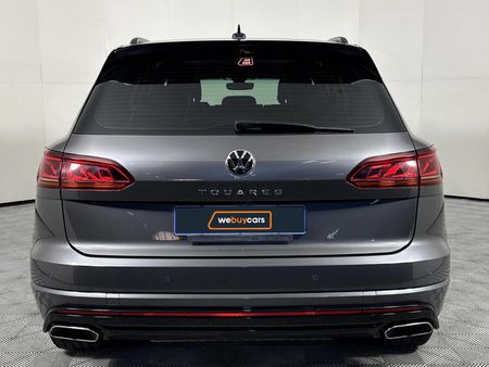 2023-Volkswagen-Touareg-30-TDI-V6-Executive_20