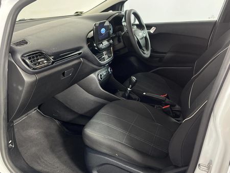 2018-Ford-Fiesta-10-EcoBoost-Trend-5-dr_8