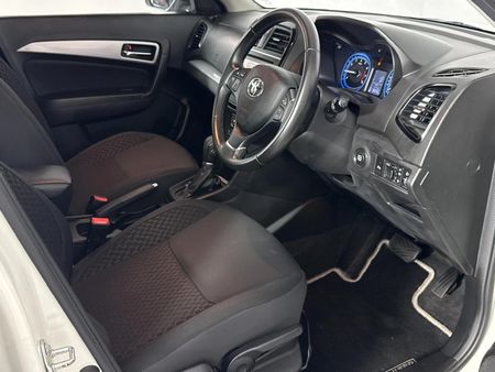 2022-Toyota-Urban-Cruiser-15-Xr-Auto_9