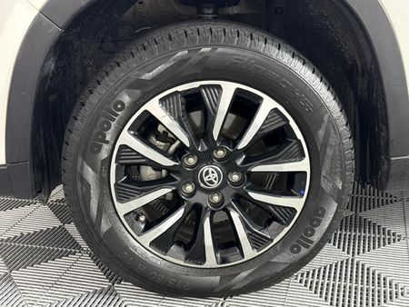 2022-Toyota-Urban-Cruiser-15-Xr-Auto_4