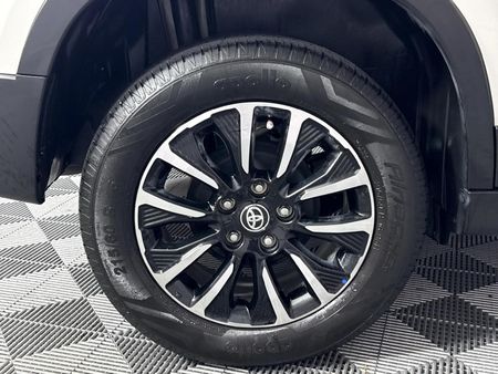 2022-Toyota-Urban-Cruiser-15-Xr-Auto_7