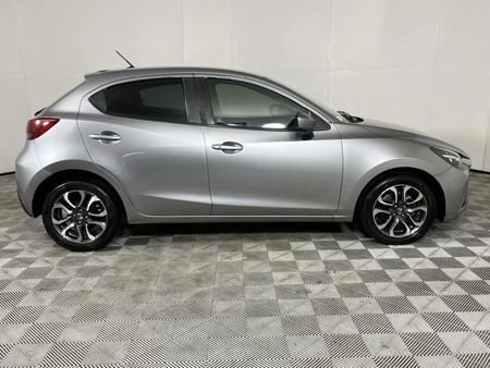 2018-Mazda-2-15-Individual-5-dr-Auto_17