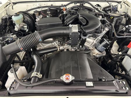 2023-Toyota-Land-Cruiser-79-40-Double-Cab_14