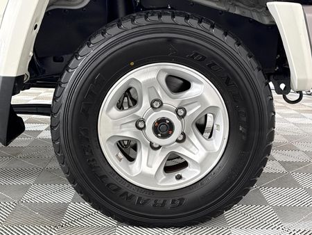 2023-Toyota-Land-Cruiser-79-40-Double-Cab_4