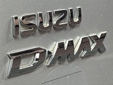 2022-Isuzu-D-Max-30-DDI-V-Cross-HR-4x4-Auto-Double-Cab_11