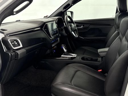 2022-Isuzu-D-Max-30-DDI-V-Cross-HR-4x4-Auto-Double-Cab_8