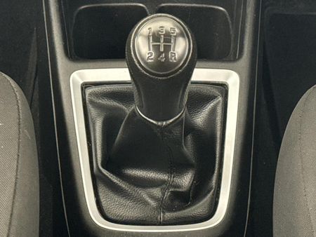 2020-Suzuki-Swift-12-GA_10