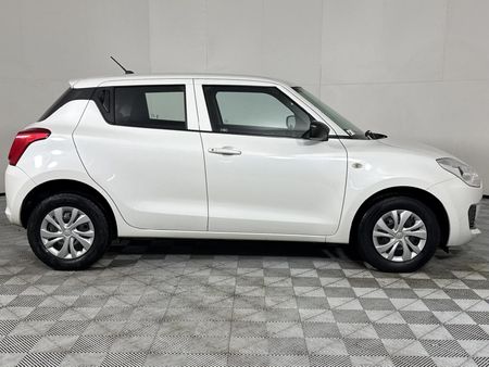 2020-Suzuki-Swift-12-GA_15