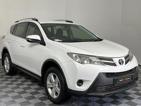 2014-Toyota-RAV4-20-GX-Auto_15