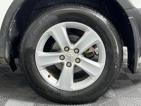 2014-Toyota-RAV4-20-GX-Auto_6
