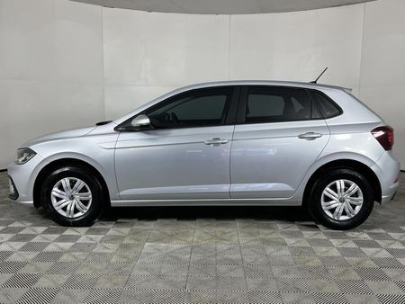 2025-Volkswagen-Polo-10-TSI_18