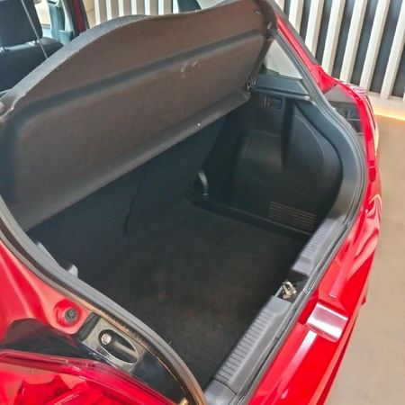 2023-Suzuki-Swift-12-GL_14