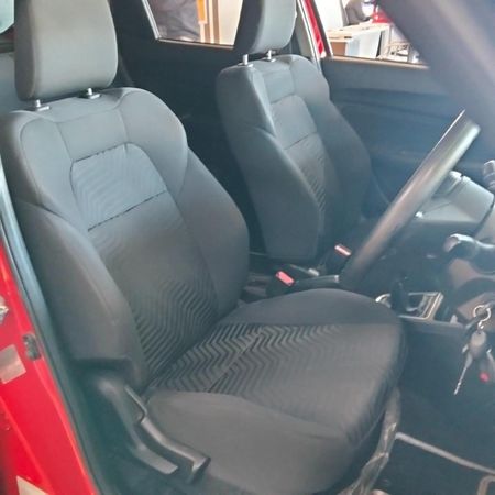 2023-Suzuki-Swift-12-GL_5