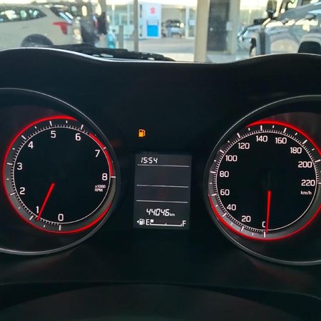 2023-Suzuki-Swift-12-GL_8