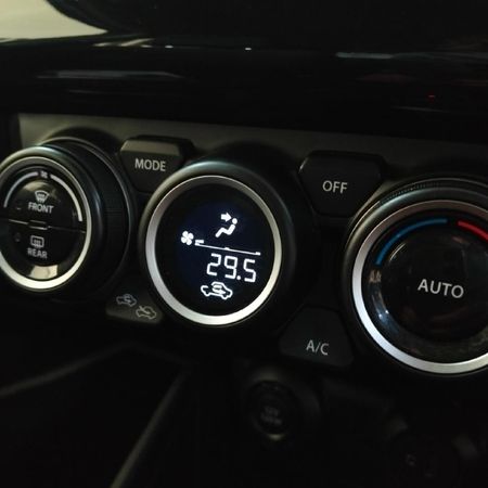 2024-Suzuki-Swift-12-GLX-Auto_17