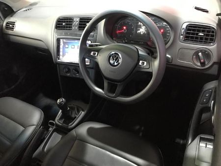 2025-Volkswagen-Polo-Vivo-14-Life_9