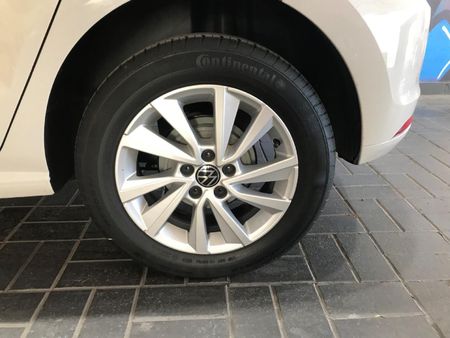 2025-Volkswagen-Polo-Vivo-14-Life_6