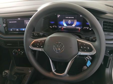 2026-Volkswagen-Polo-10-TSI_10