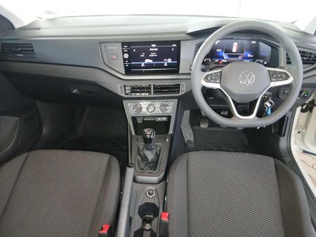 2026-Volkswagen-Polo-10-TSI_12