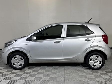 2022-Kia-Picanto-10-Street_18