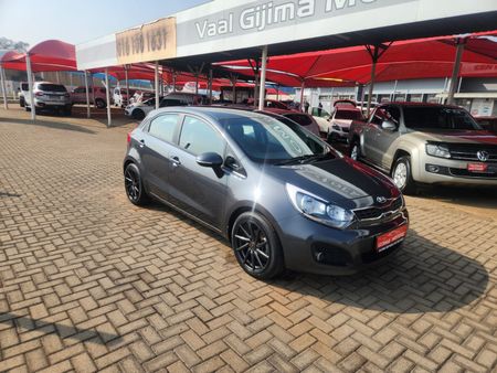 2014-Kia-Rio-14-Tec-5-dr_0