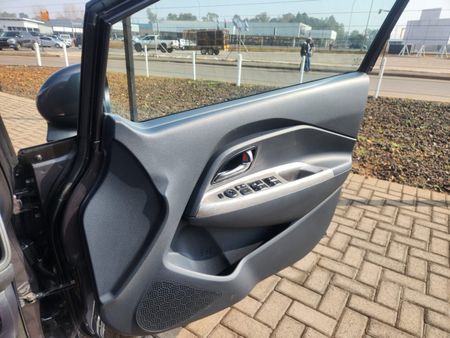 2014-Kia-Rio-14-Tec-5-dr_9