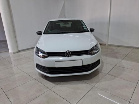 2024-Volkswagen-Polo-Vivo-14-Trendline-5-dr_3