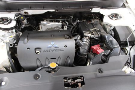 2012-Mitsubishi-ASX-20i-GLS-MIVEC-EXECUTIVE-MULTI-TRONIC-AUTOMATIC_21