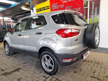 2013-Ford-EcoSport-15-TiVCT-Ambiente_2