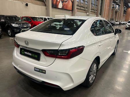 2024-Honda-Ballade-15-comfort-Auto_2