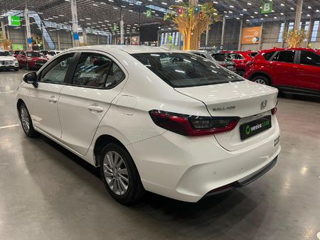 2024-Honda-Ballade-15-comfort-Auto_4