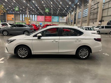 2024-Honda-Ballade-15-comfort-Auto_5