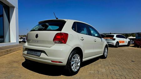 2026-Volkswagen-Polo-Vivo-14-Life_3