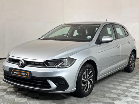 2022-Volkswagen-Polo-10-TSI-Life_0