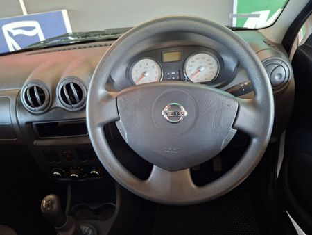 2024-Nissan-NP200-16-AC-Safety-Pack_9