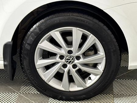 2024-Volkswagen-Polo-Classic-16-Life-Tiptronic_5