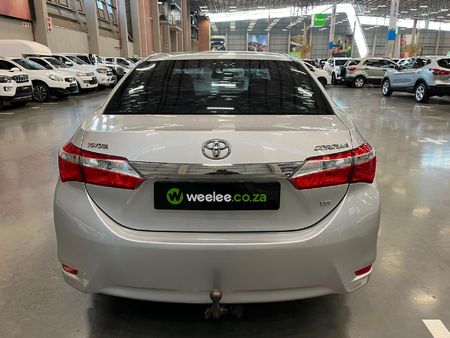 2015-Toyota-Corolla-18-High-Auto_3